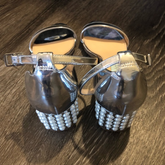 Betsey Johnson Blue Pearl Wedding Shoes - Picture 2 of 5